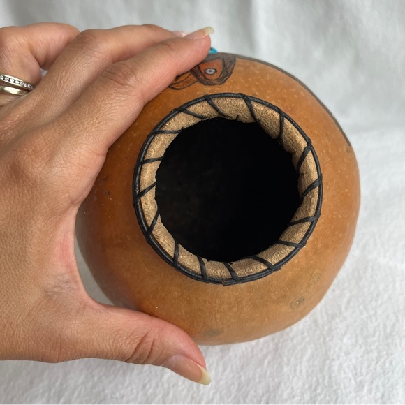 Vintage Native American gourd hand-carved falcon with turquoise artist signed JK - Picture 6 of 8